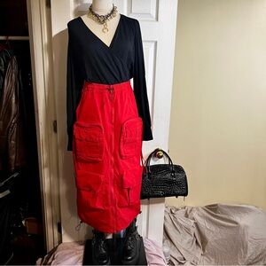 New Women’s Red Nylon Cargo Utility Pocket Midi Zipper Skirt‎ Casual Grunge S